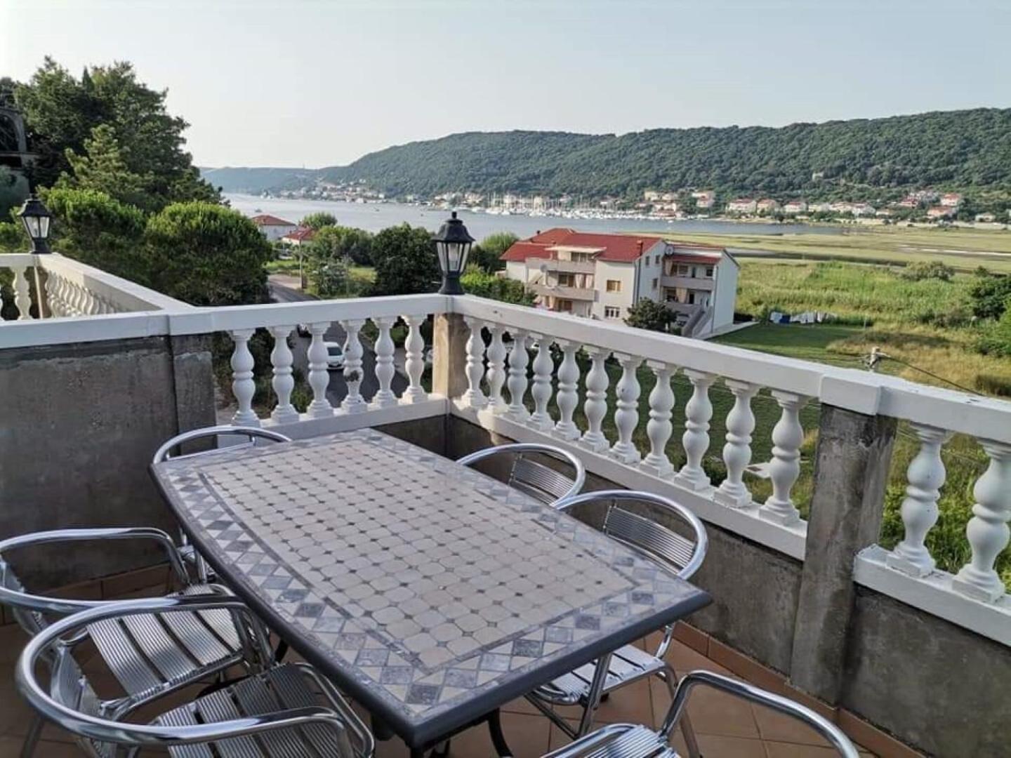 Apartments Mig - With Beautiful Garden Supetarska Draga Exterior foto